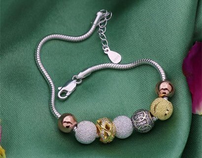 bracelet image